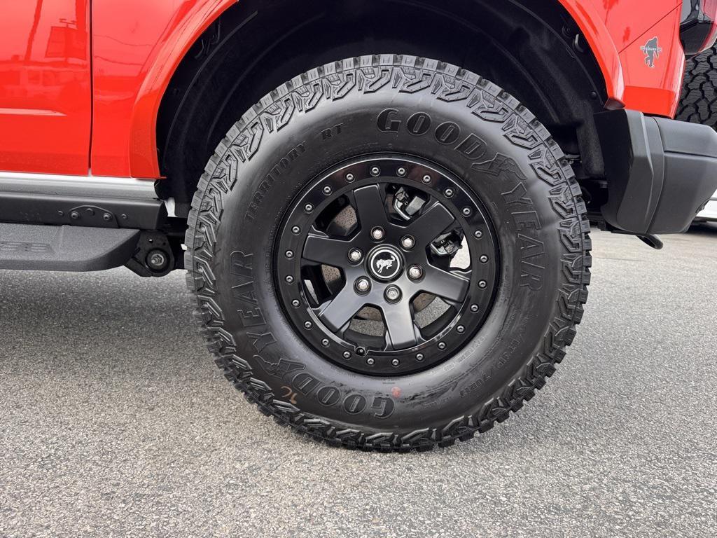 new 2025 Ford Bronco car, priced at $77,665