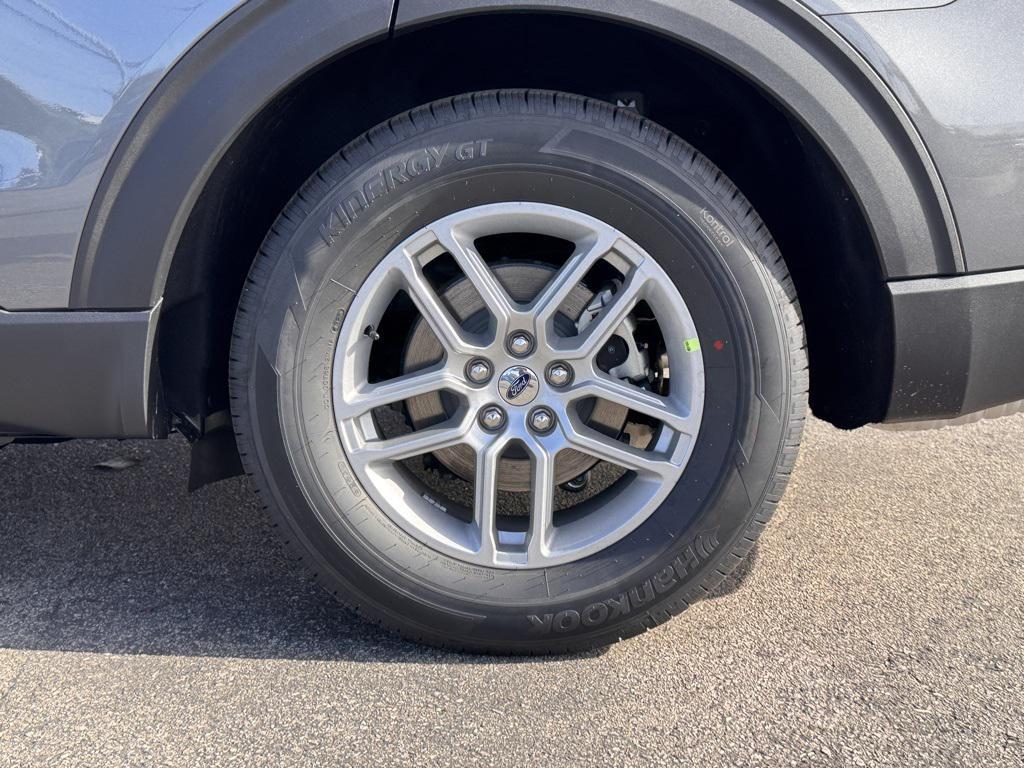 new 2026 Ford Explorer car, priced at $45,825