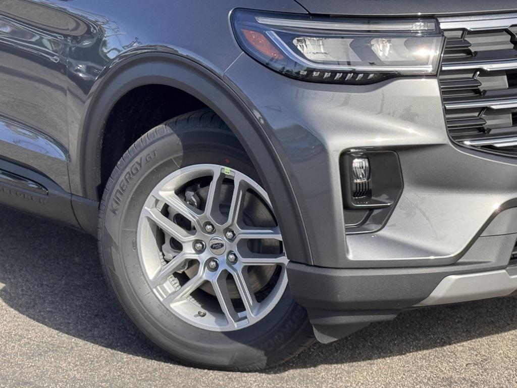 new 2026 Ford Explorer car, priced at $45,825