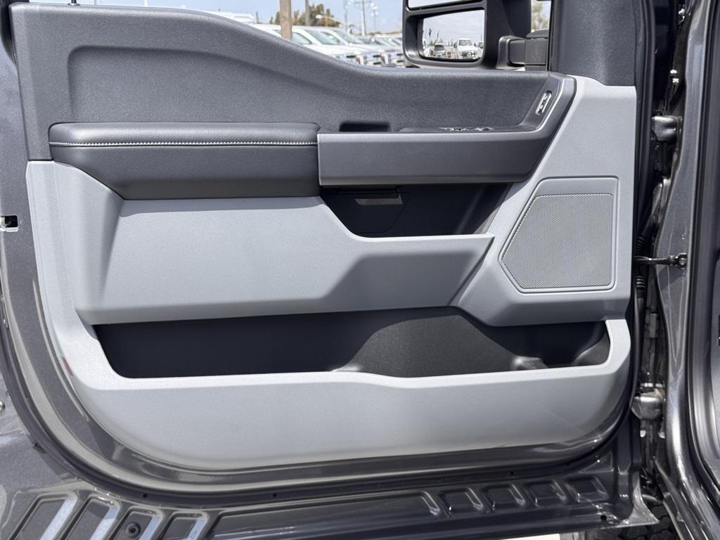 new 2025 Ford F-350 car, priced at $57,730