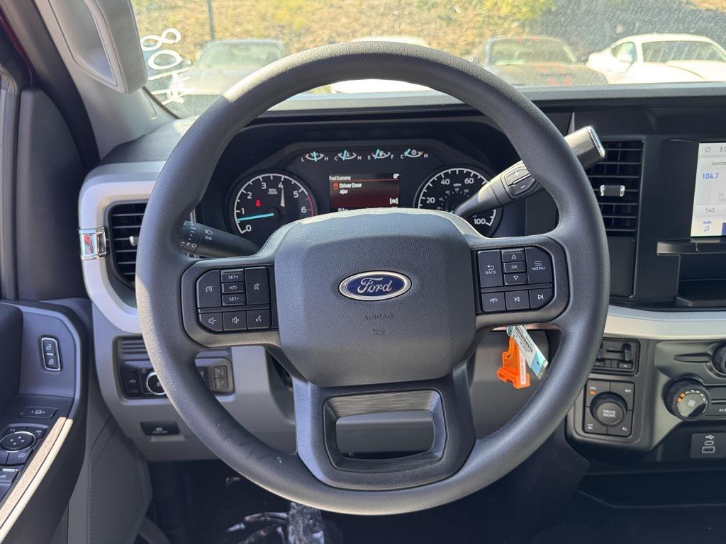 new 2025 Ford F-350 car, priced at $61,610