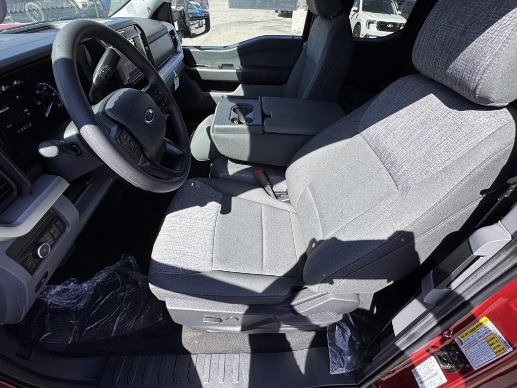 new 2025 Ford F-350 car, priced at $61,610