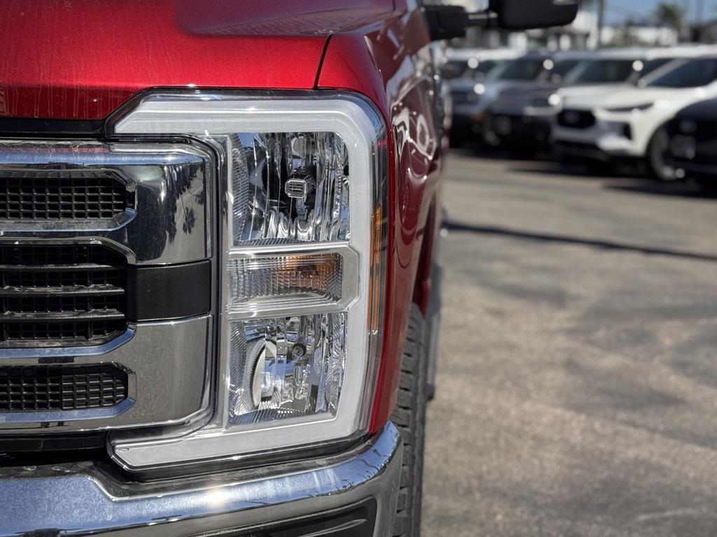 new 2025 Ford F-350 car, priced at $61,610
