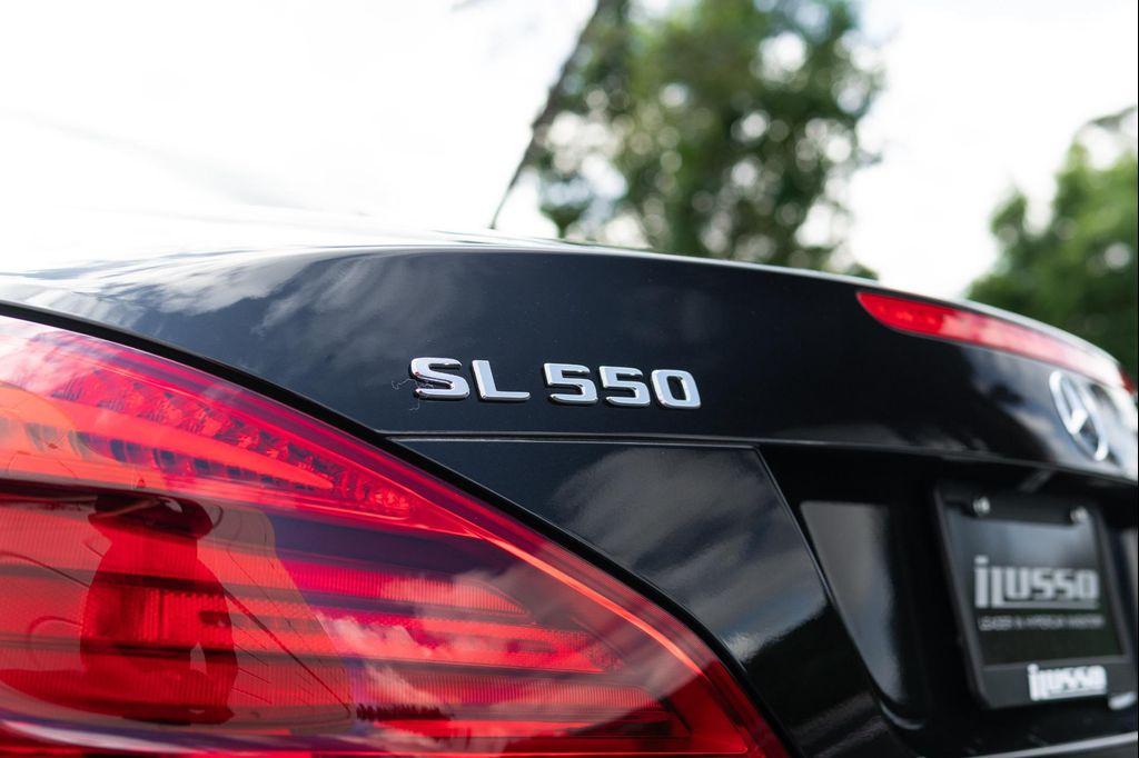 used 2019 Mercedes-Benz SL 550 car, priced at $69,500