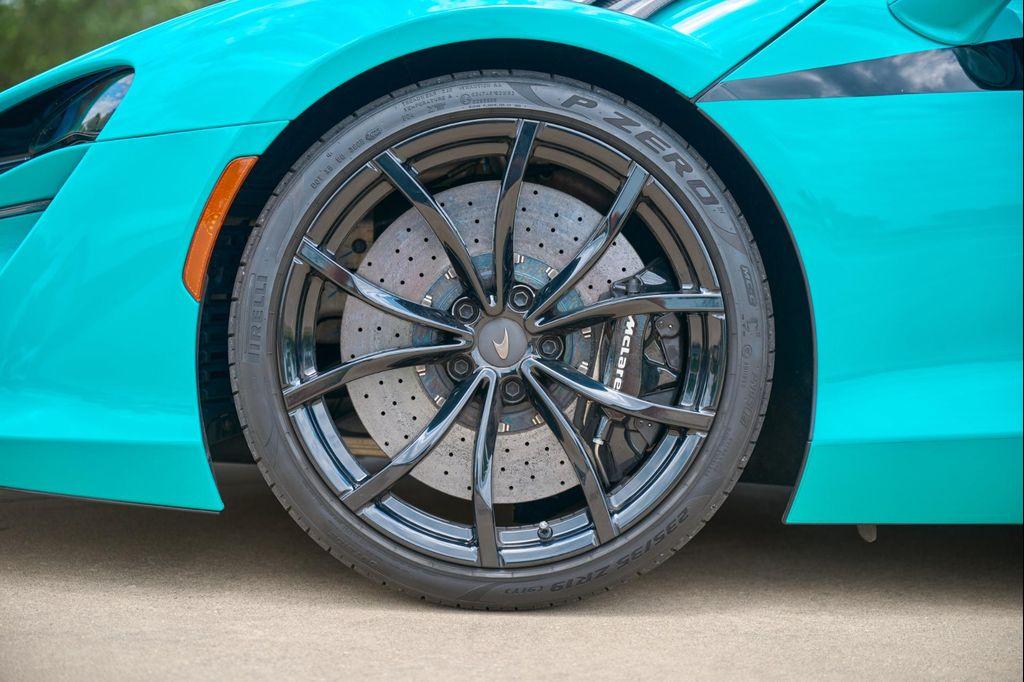 used 2025 McLaren Artura car, priced at $269,900