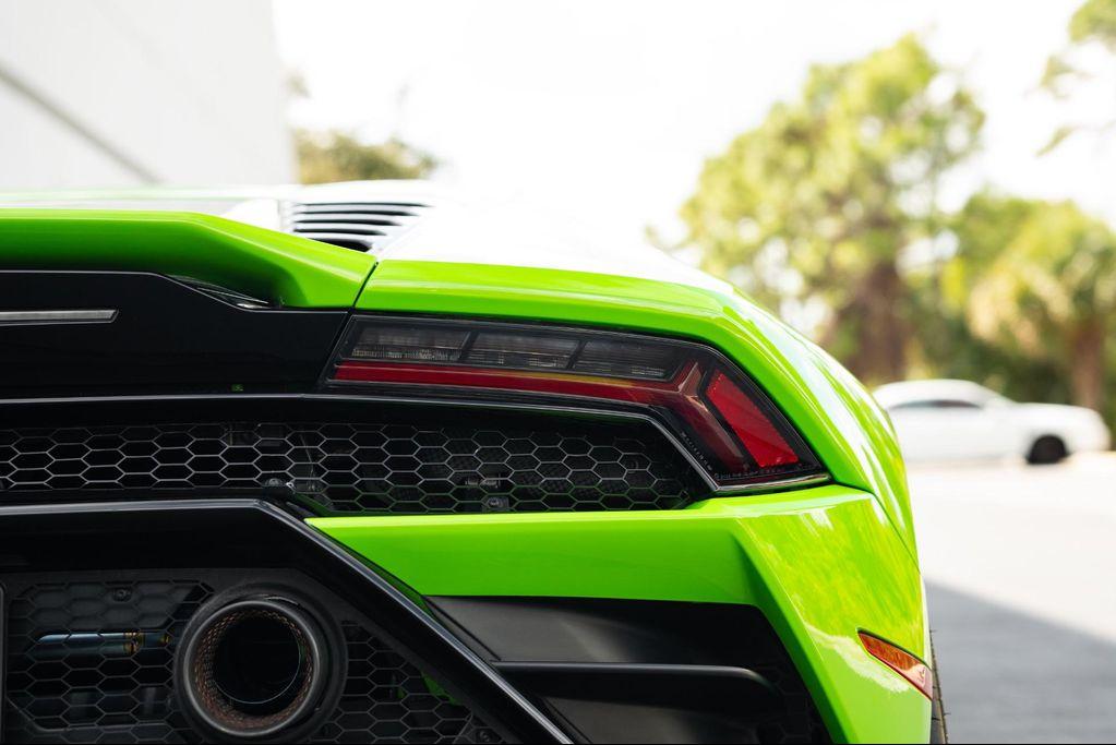 used 2020 Lamborghini Huracan EVO car, priced at $264,900