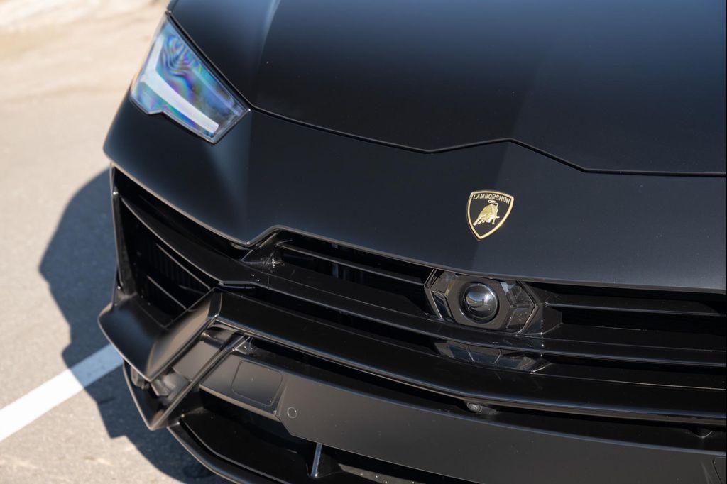 used 2024 Lamborghini Urus car, priced at $269,900