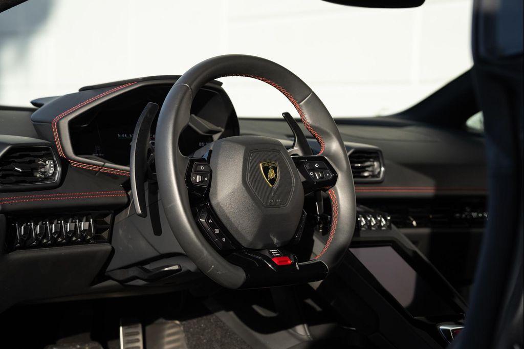 used 2020 Lamborghini Huracan EVO car, priced at $289,900