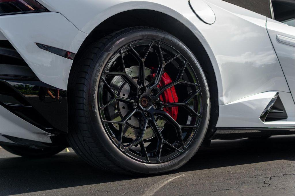 used 2021 Lamborghini Huracan EVO car, priced at $259,900