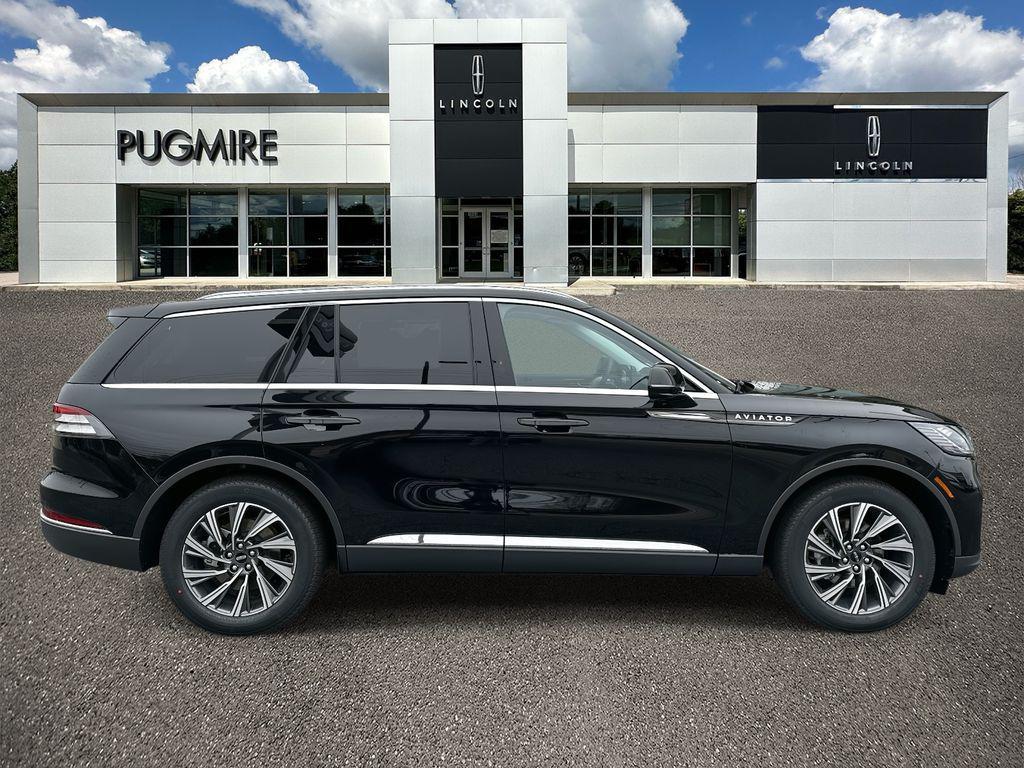 new 2025 Lincoln Aviator car, priced at $61,618