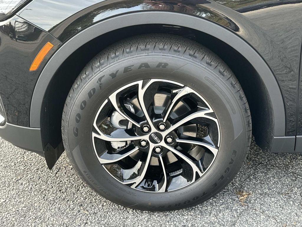 new 2026 Lincoln Nautilus car, priced at $58,997