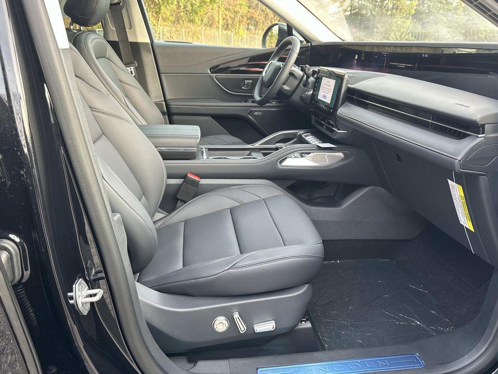 new 2026 Lincoln Nautilus car, priced at $58,997