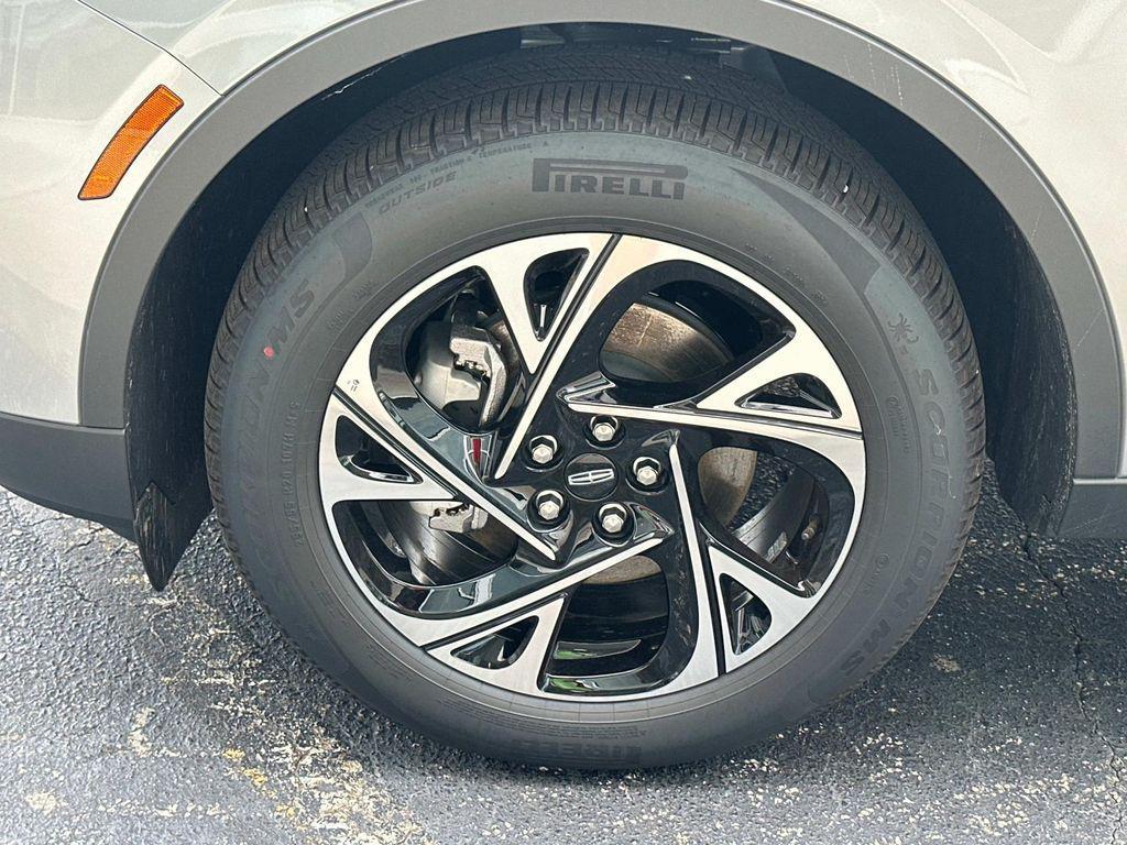 new 2025 Lincoln Nautilus car, priced at $58,520