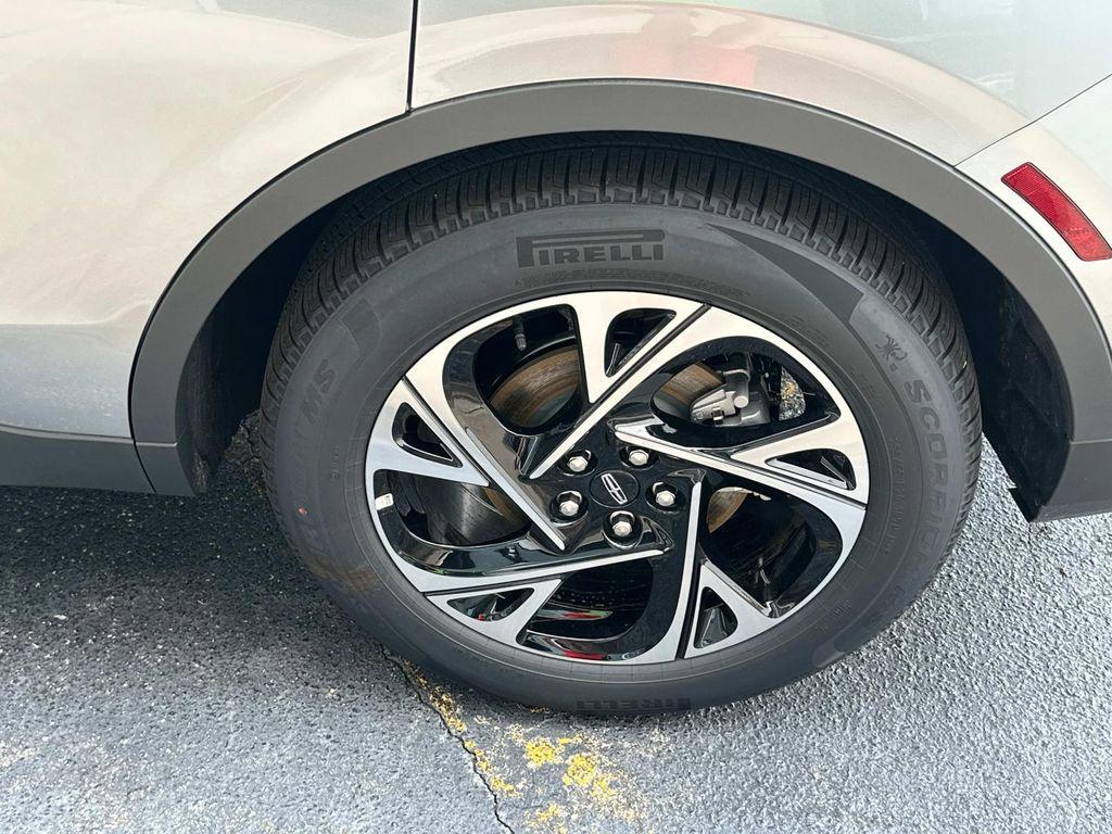 new 2025 Lincoln Nautilus car, priced at $58,520