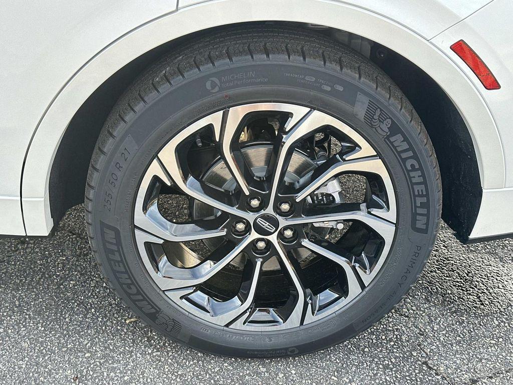 new 2026 Lincoln Nautilus car, priced at $63,701