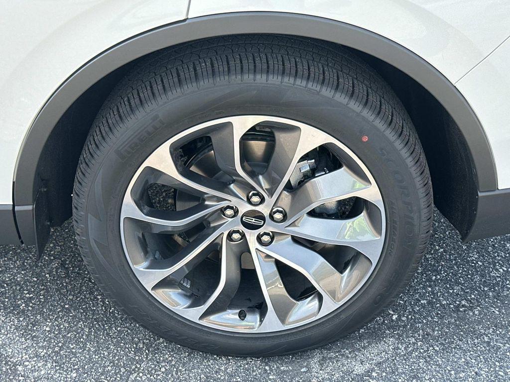 new 2025 Lincoln Aviator car, priced at $57,922