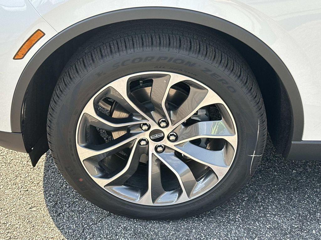 new 2025 Lincoln Aviator car, priced at $57,922