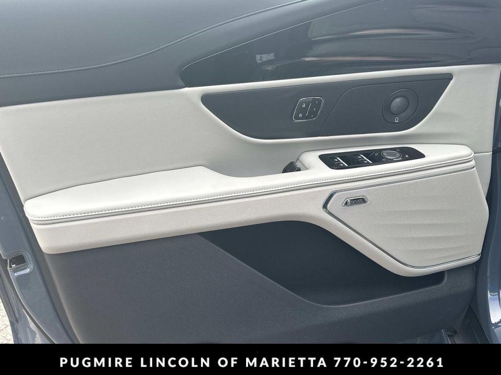 new 2026 Lincoln Nautilus car, priced at $56,567