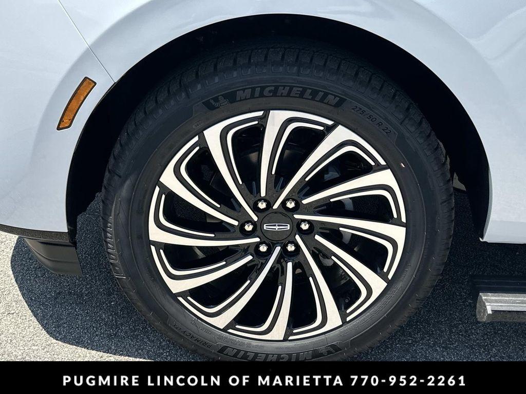 new 2026 Lincoln Navigator car, priced at $112,875
