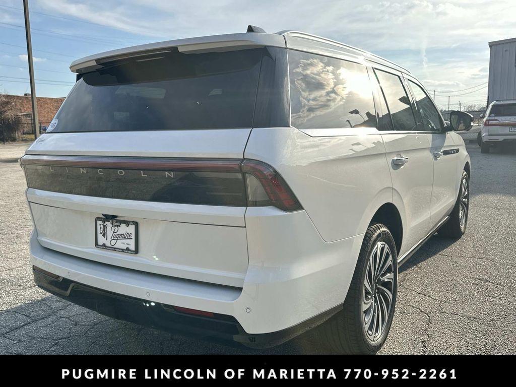 new 2026 Lincoln Navigator car, priced at $112,861