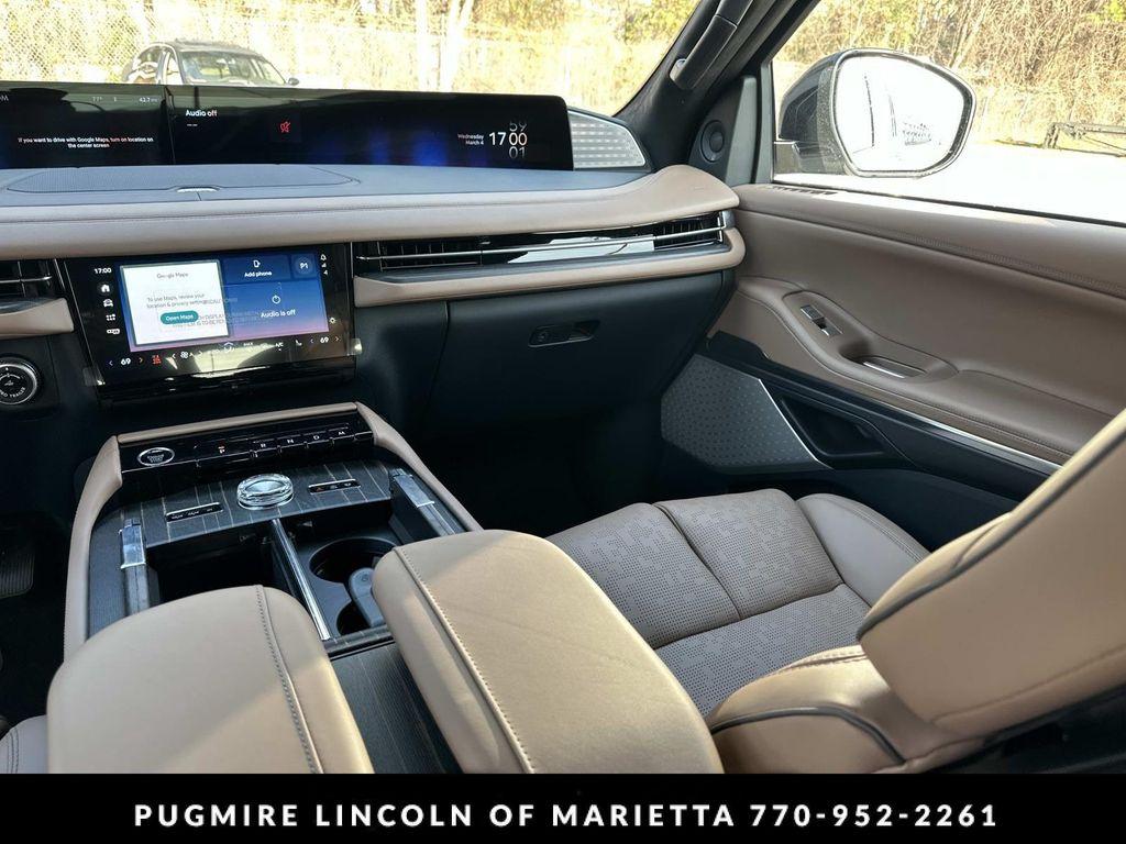 new 2026 Lincoln Navigator car, priced at $112,861