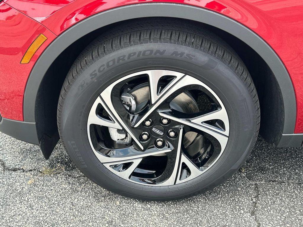 new 2025 Lincoln Nautilus car, priced at $59,258