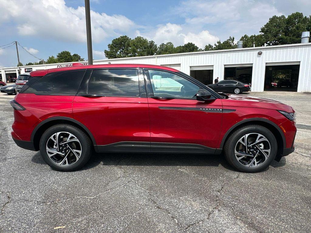 new 2025 Lincoln Nautilus car, priced at $59,258