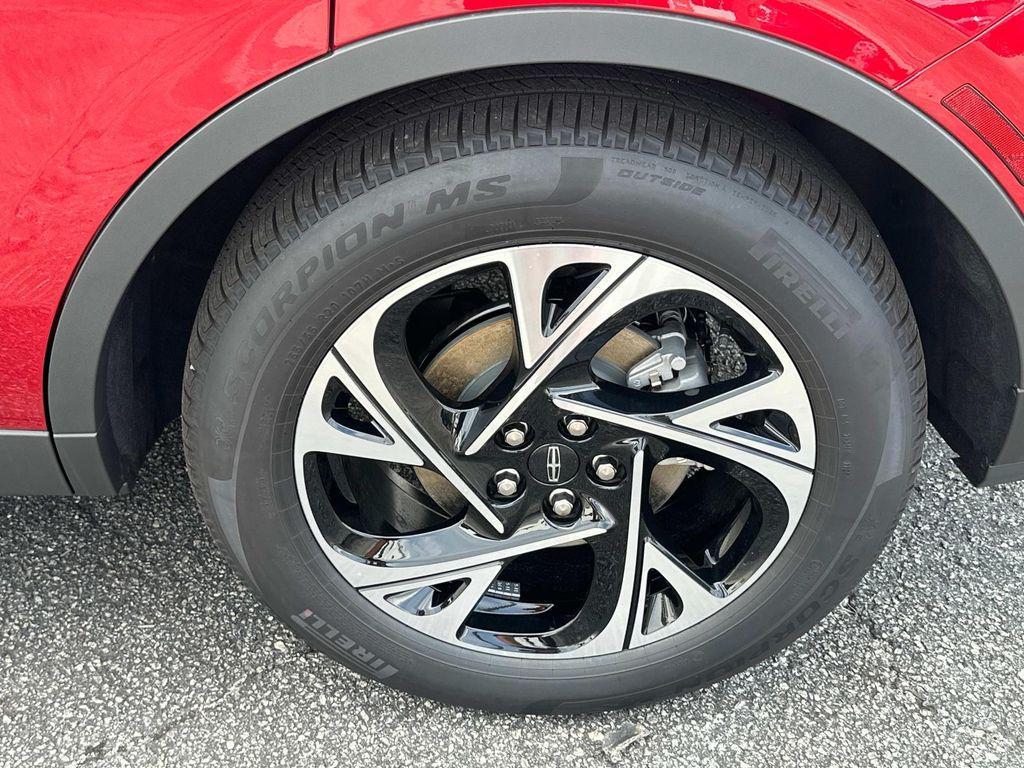 new 2025 Lincoln Nautilus car, priced at $59,258