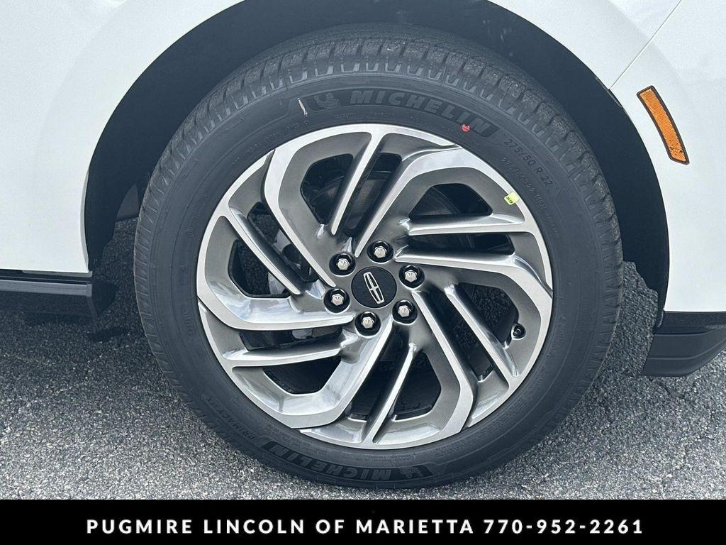 new 2026 Lincoln Navigator car, priced at $97,590