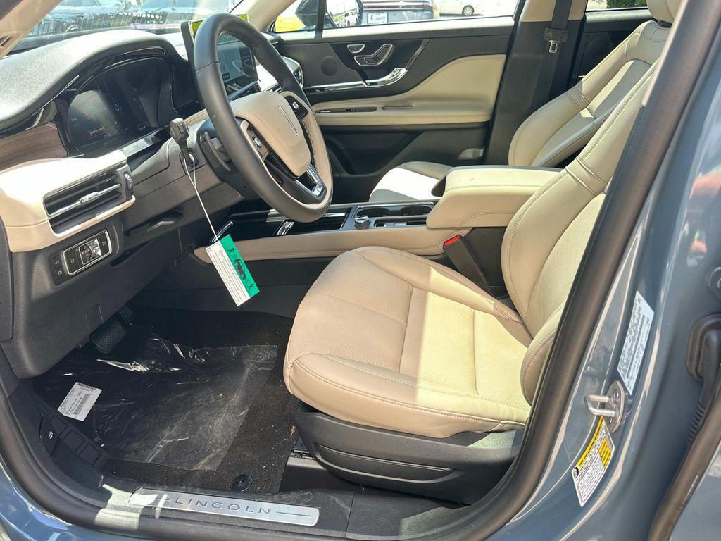 new 2025 Lincoln Corsair car, priced at $54,367