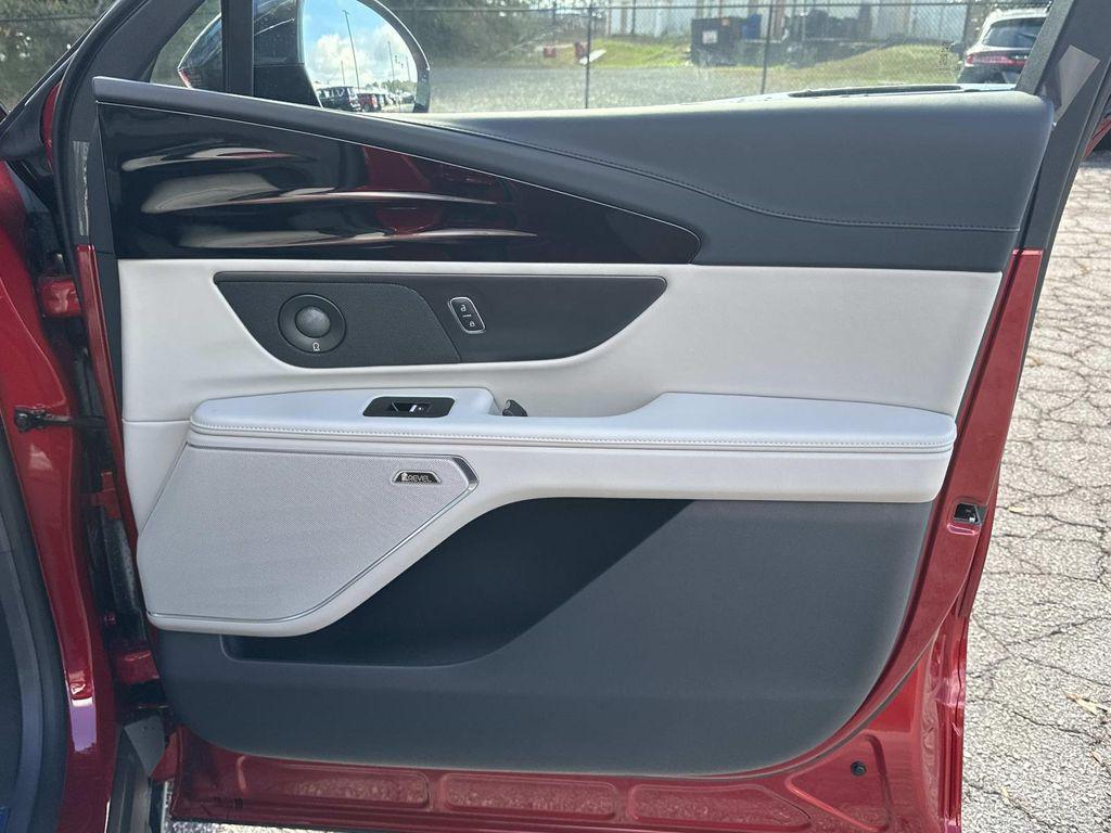 new 2026 Lincoln Nautilus car, priced at $63,701