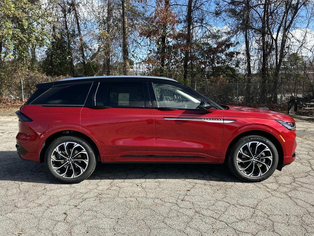 new 2026 Lincoln Nautilus car, priced at $63,701