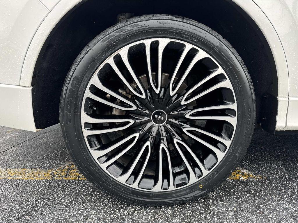 used 2022 Lincoln Aviator car, priced at $40,991