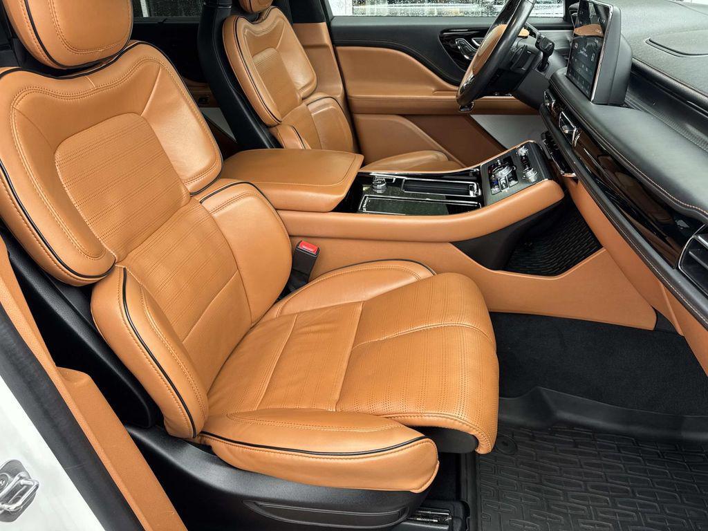 used 2022 Lincoln Aviator car, priced at $40,991