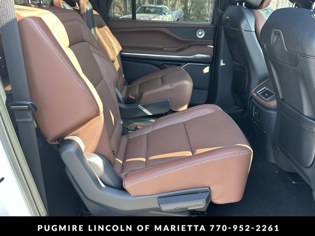 new 2026 Lincoln Navigator car, priced at $108,700