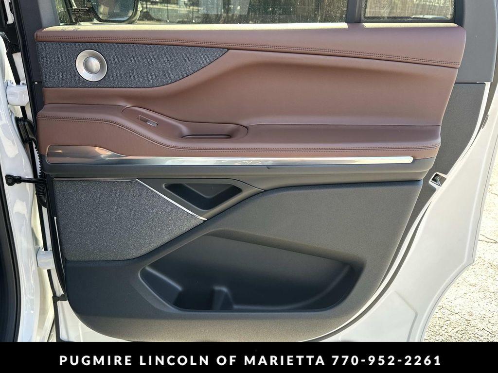 new 2026 Lincoln Navigator car, priced at $108,700