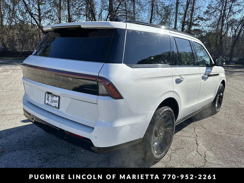 new 2026 Lincoln Navigator car, priced at $106,304