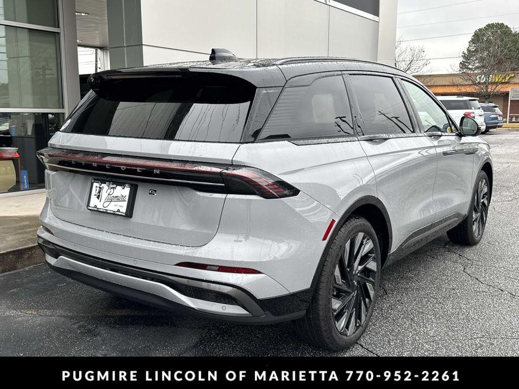 new 2026 Lincoln Nautilus car, priced at $61,176