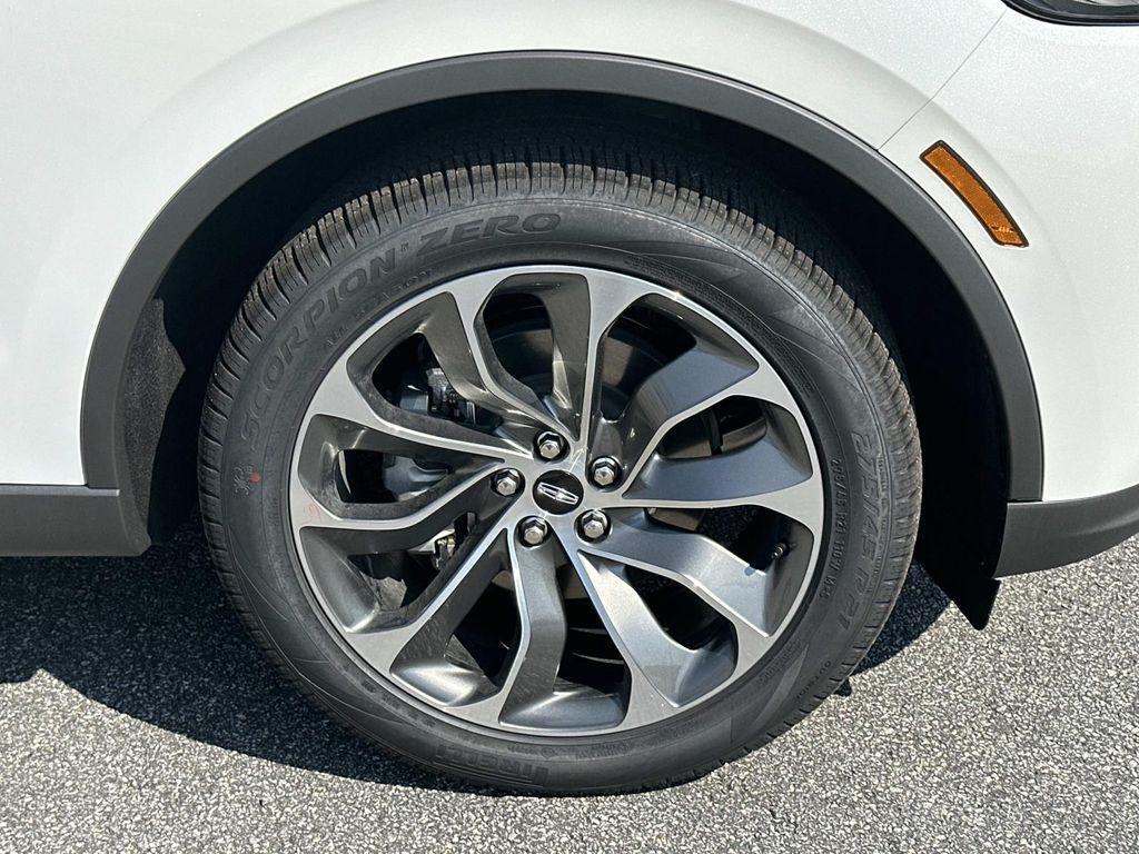 new 2025 Lincoln Aviator car, priced at $60,422