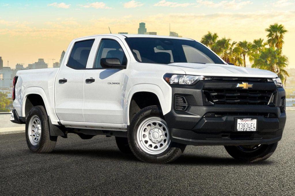 used 2025 Chevrolet Colorado car, priced at $28,989