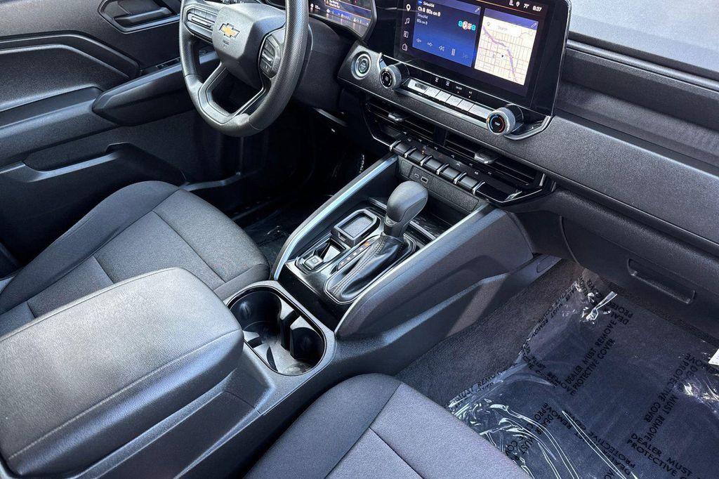 used 2025 Chevrolet Colorado car, priced at $28,989