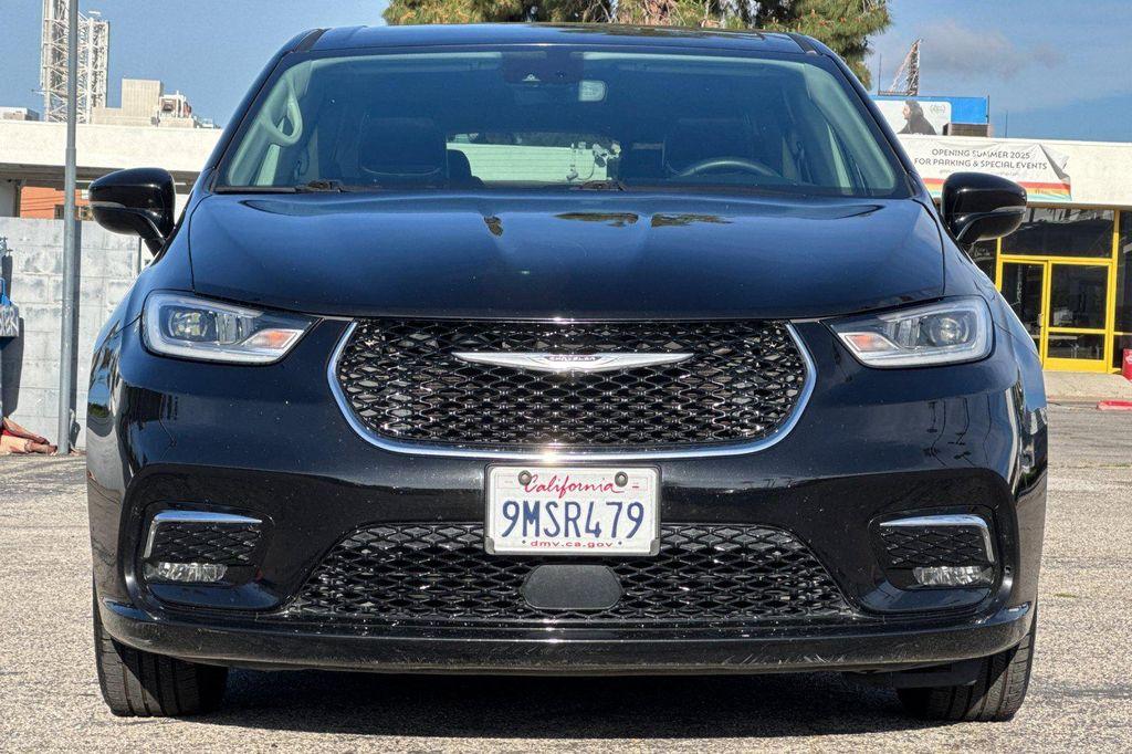 used 2024 Chrysler Pacifica Hybrid car, priced at $24,339