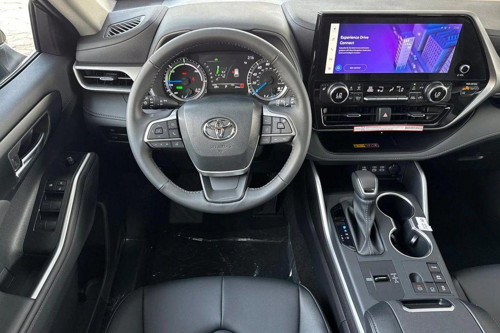 new 2026 Toyota Highlander Hybrid car, priced at $50,473