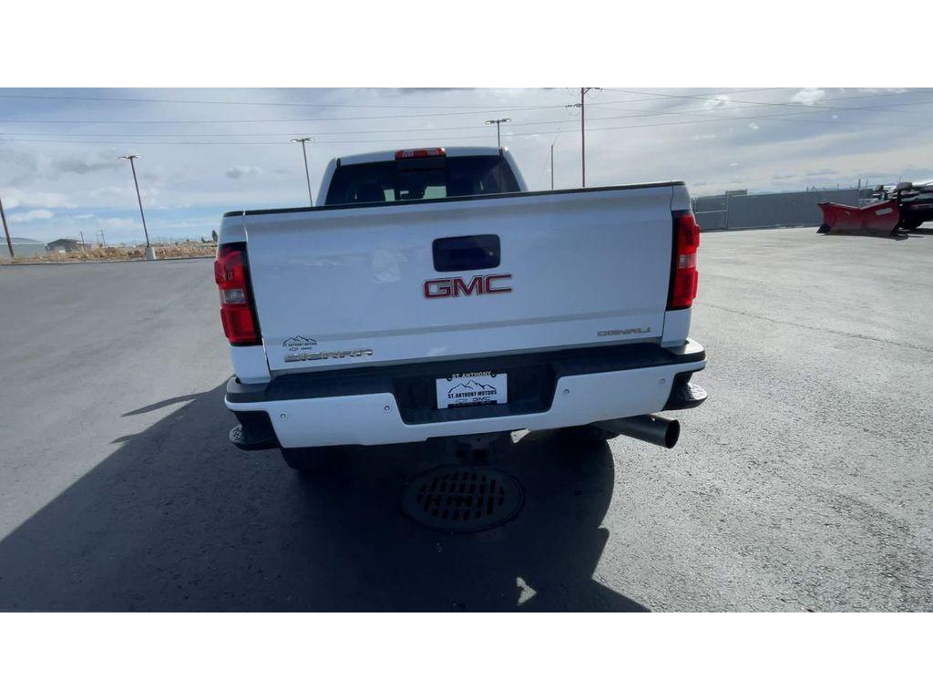 used 2016 GMC Sierra 2500 car, priced at $39,995