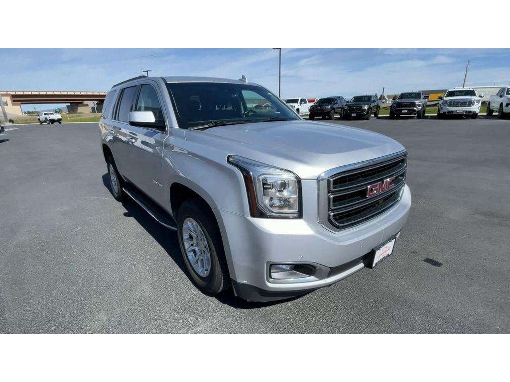 used 2017 GMC Yukon car, priced at $25,995