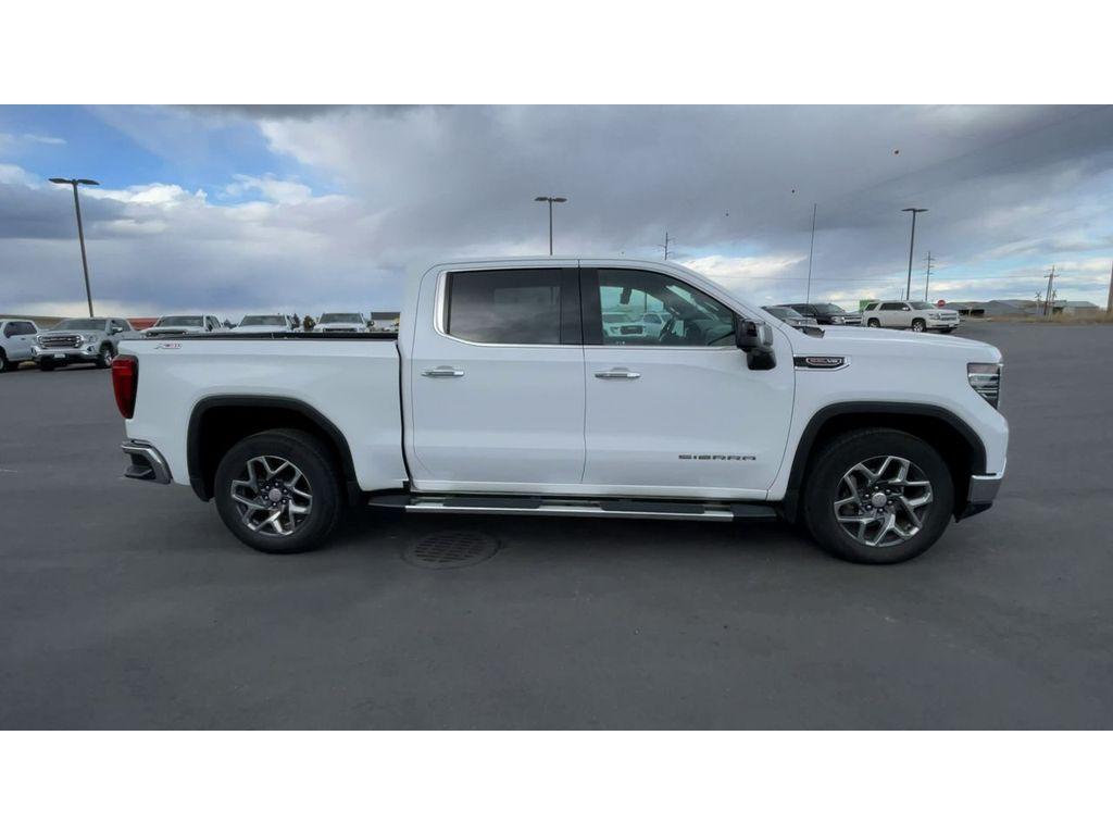 used 2022 GMC Sierra 1500 car, priced at $38,395