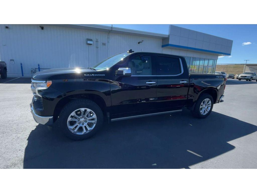 used 2024 Chevrolet Silverado 1500 car, priced at $43,995