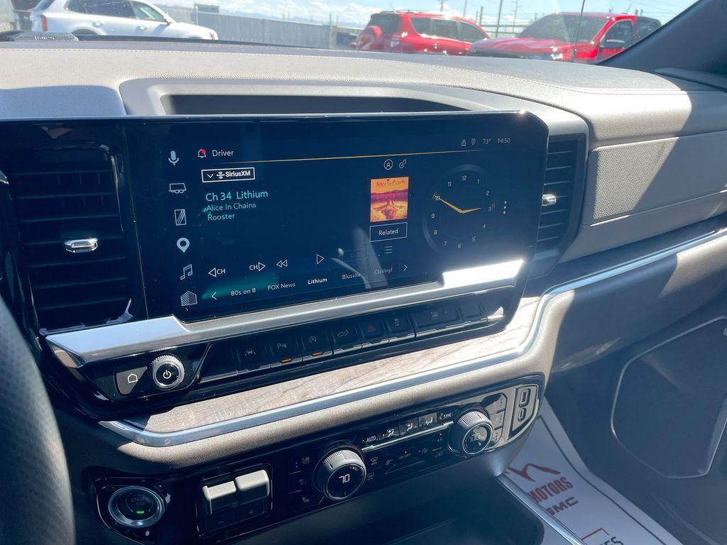 used 2024 Chevrolet Silverado 1500 car, priced at $43,995