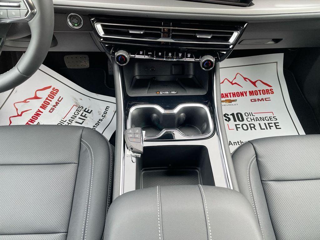 new 2026 Chevrolet Traverse car, priced at $47,855