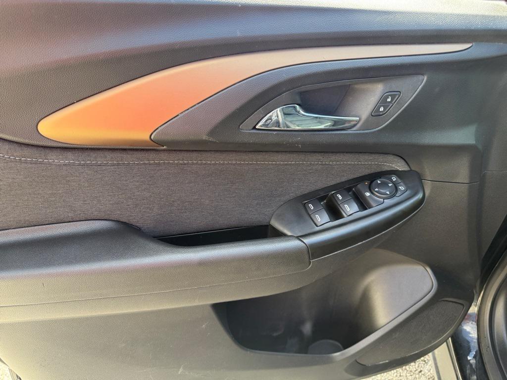 used 2023 Chevrolet TrailBlazer car, priced at $19,833